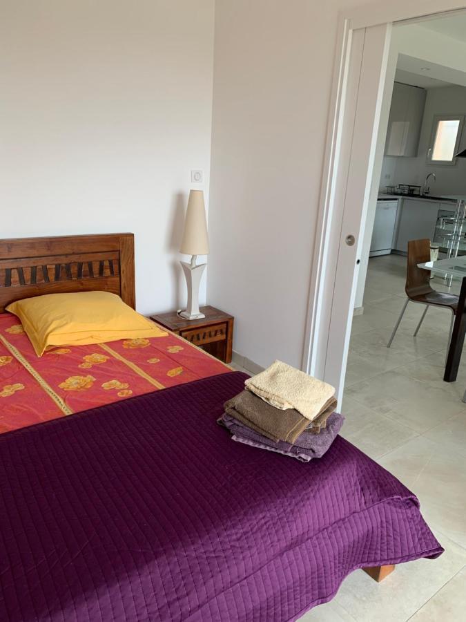 Chambres De La Terre Blanche Санари-сюр-Мер Экстерьер фото