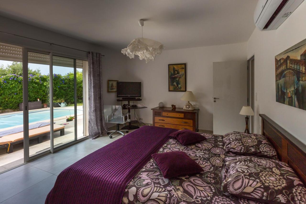 Chambres De La Terre Blanche Санари-сюр-Мер Экстерьер фото